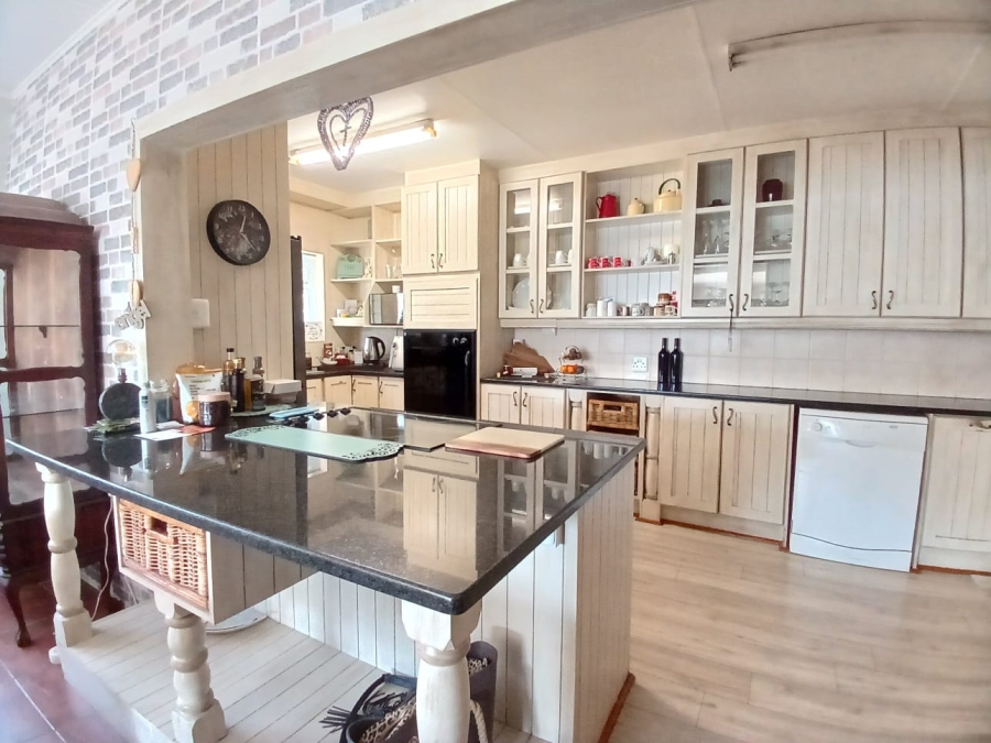 3 Bedroom Property for Sale in Vaalpark Free State